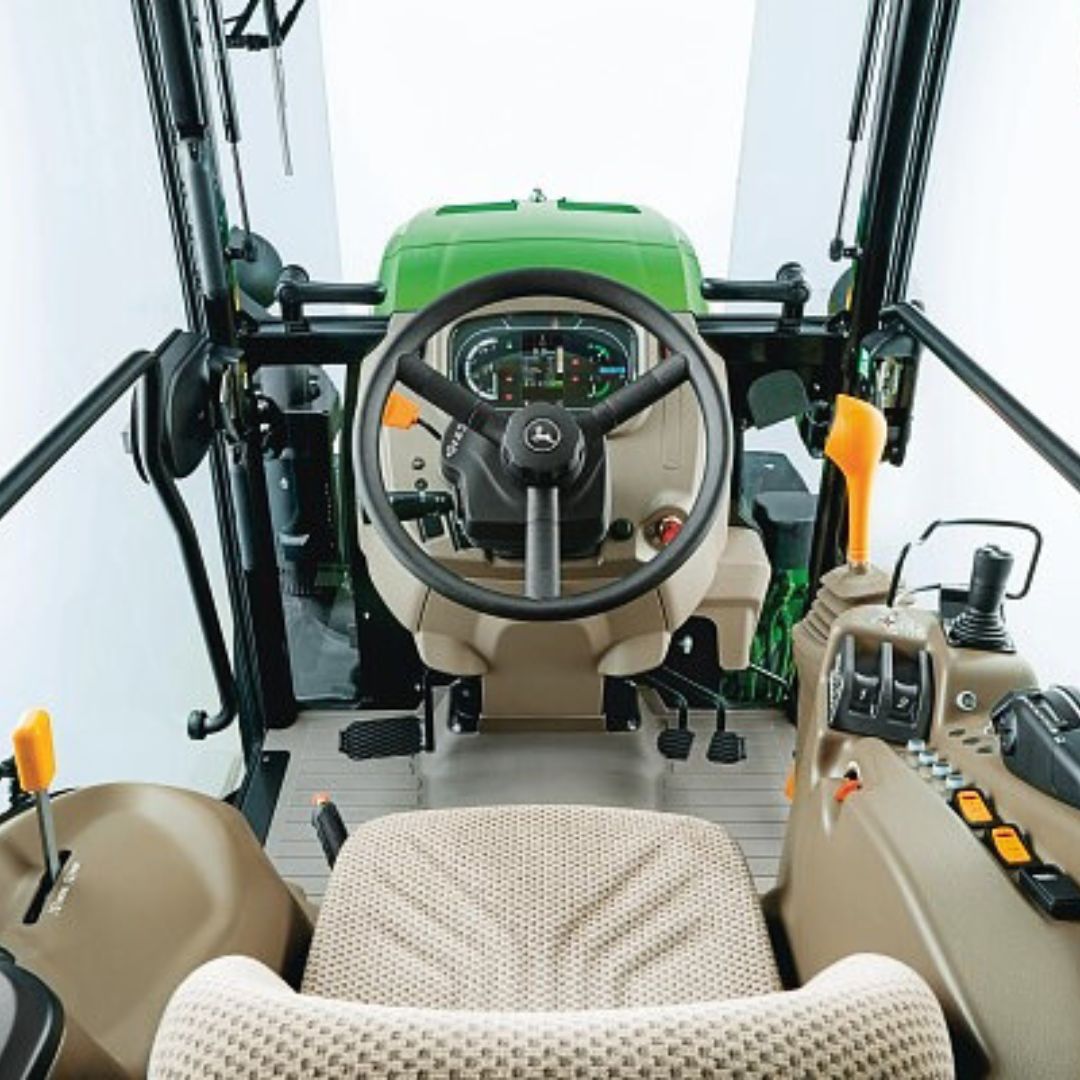 John deere 5115gf sa kabinom 4