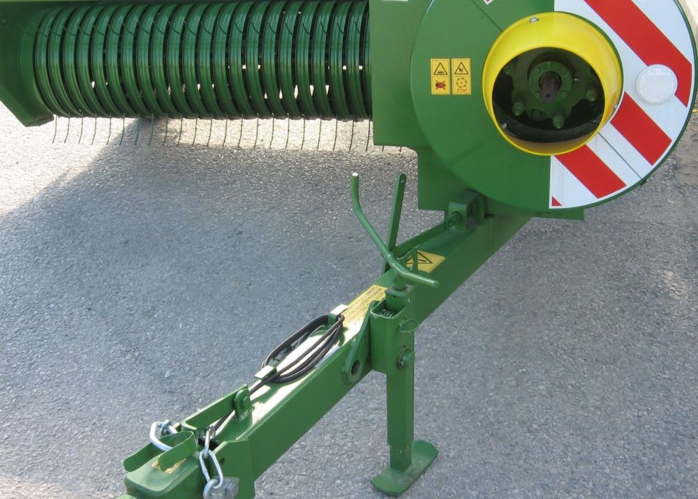 Presa za baliranje SIPMA PK 4000 KOSTKA sa kardanom - Image 3