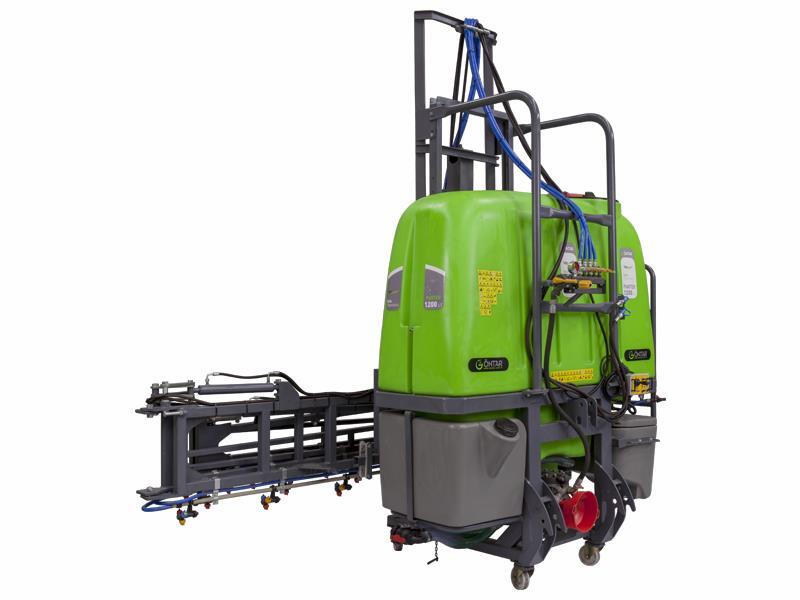 Prskalica Ontar-Bufer 1800L sa hidrauličnim ramom od 16 m