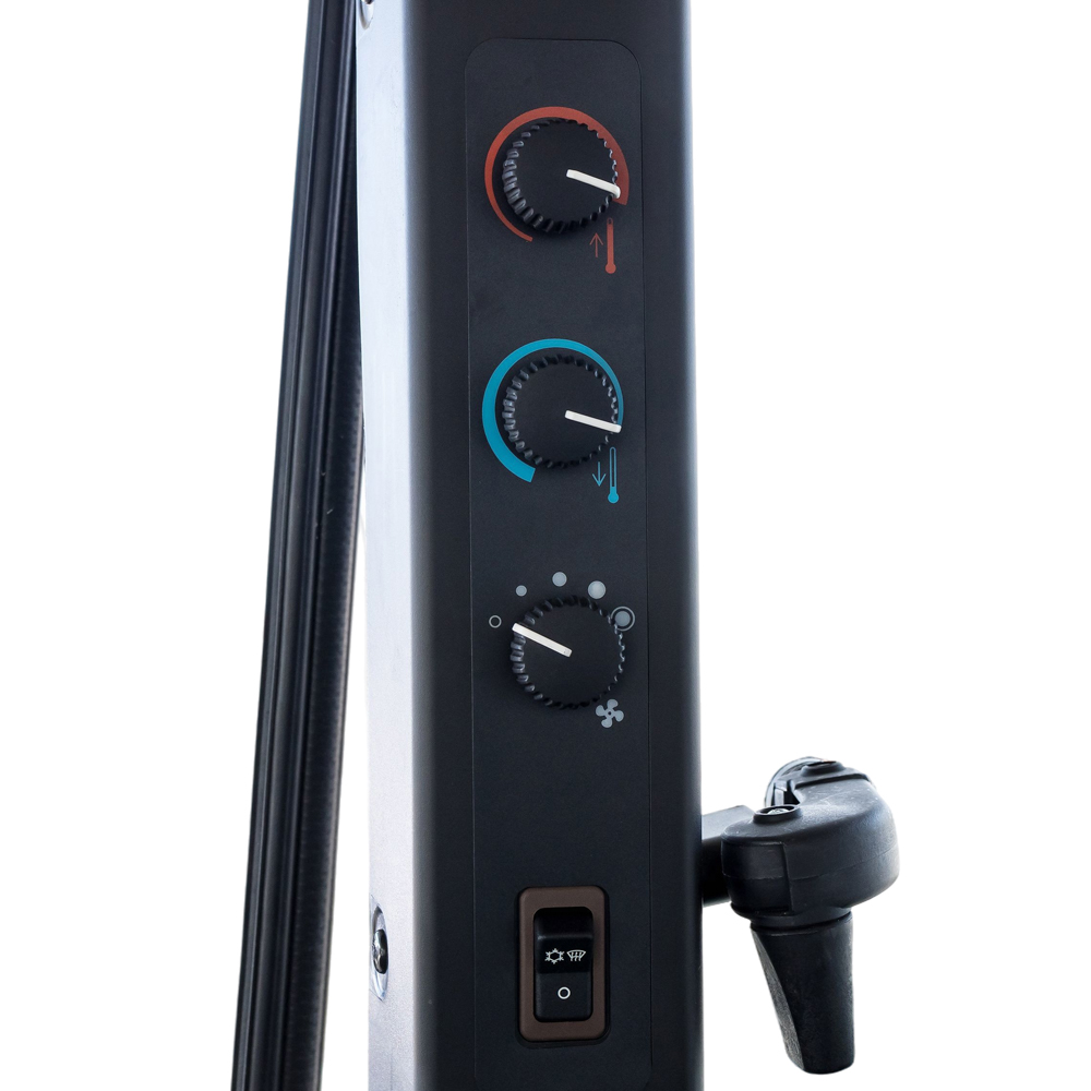 Traktor John Deere 6110B cab - Image 7