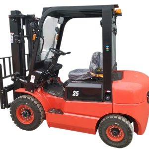 Дизел виљушкар 2.5 t/триплекс 4.5m, странично поместување - Pro