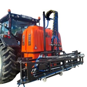 Прскалка Agrina 1000l со 16m хидрауличен рам