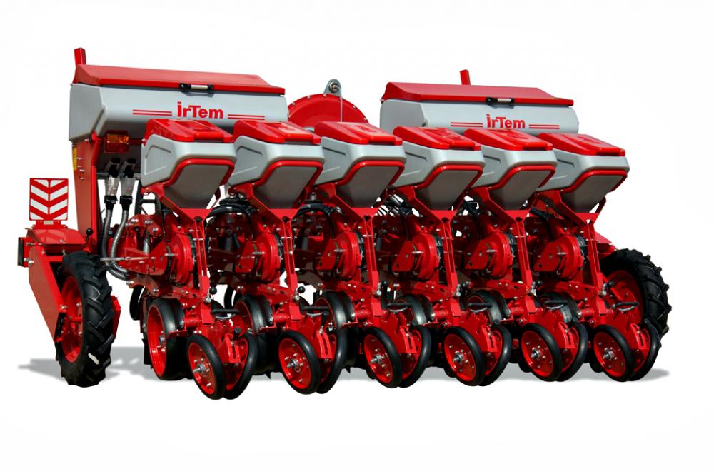 Сеалка за пченка со 6 реда Irtem DD, со депозит за мин. ѓубриво