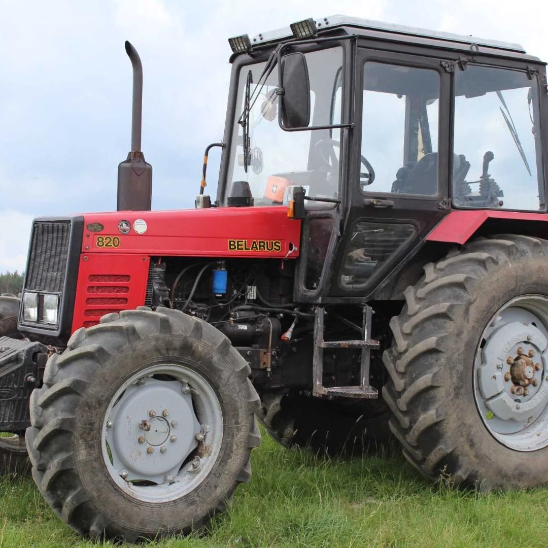 Belarus mtz 820 4wd sa kabinom 4