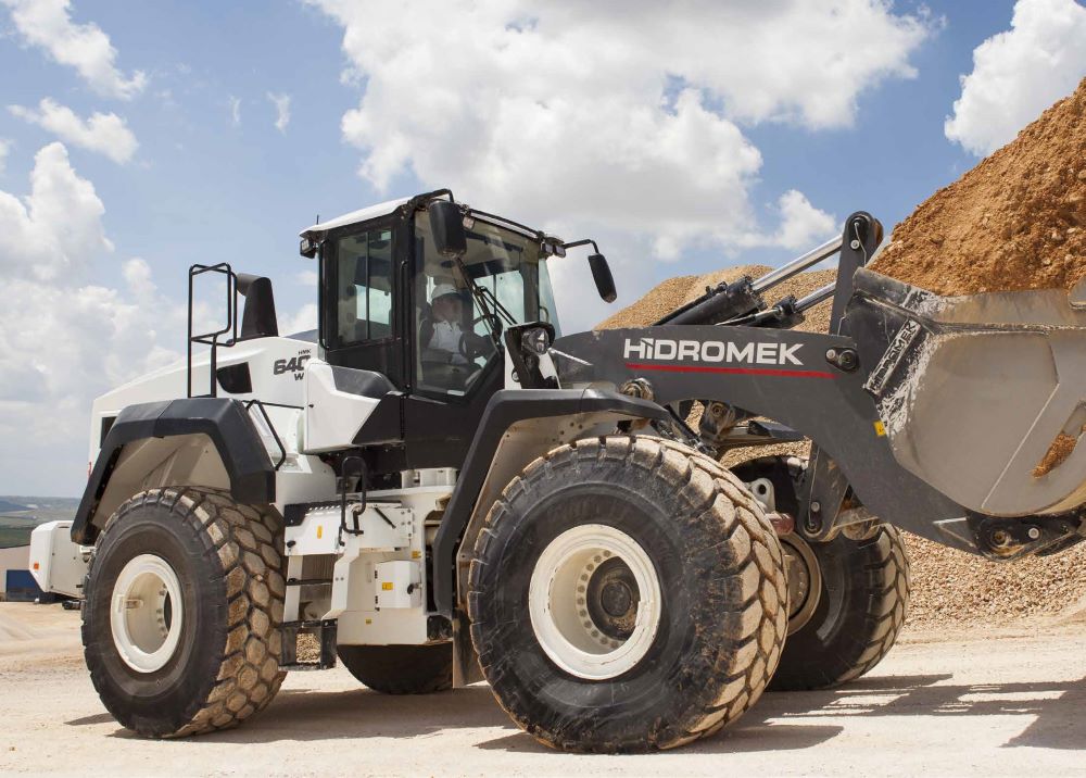 Utovarač HMK 640 WL - Slika 3